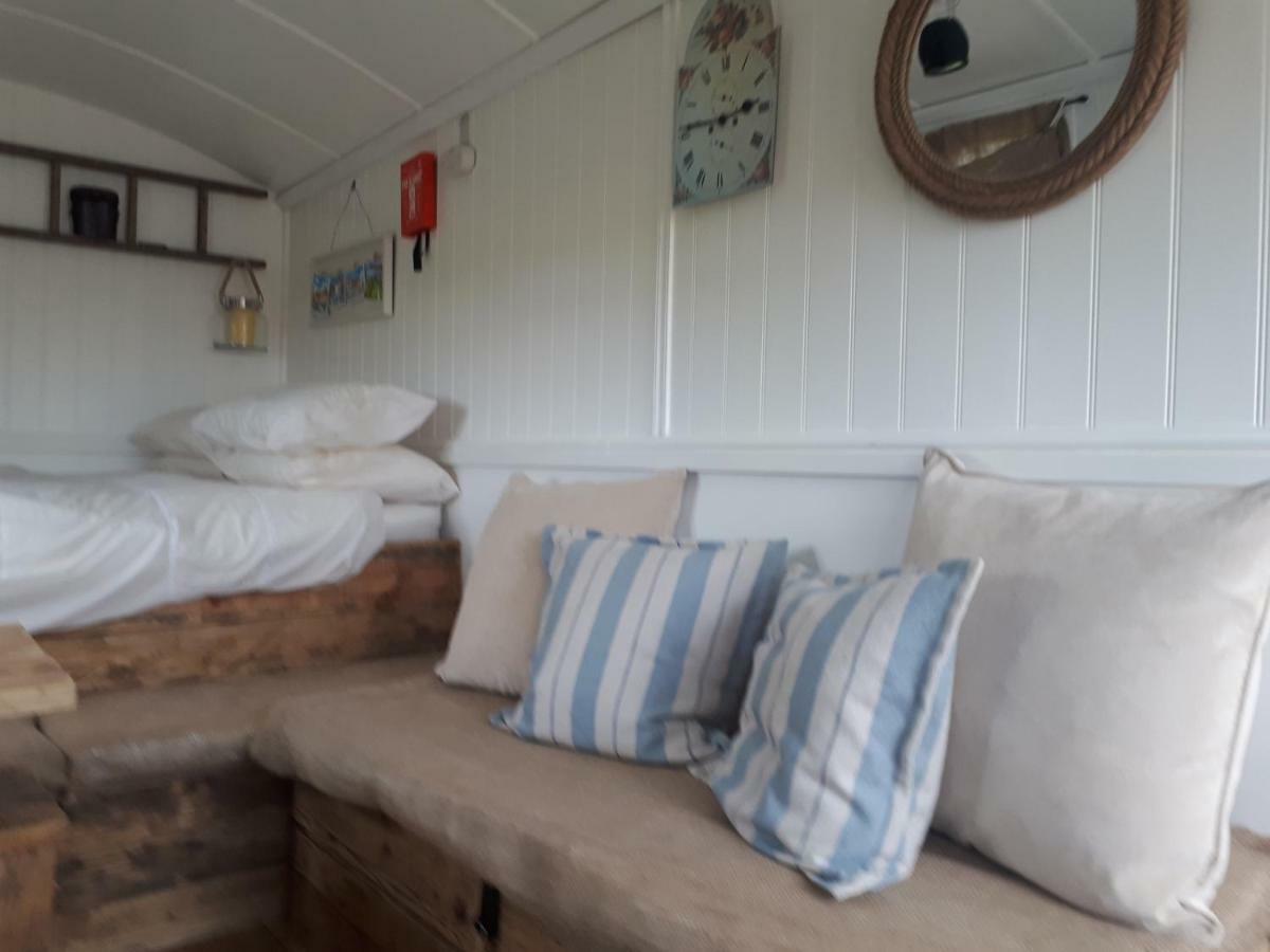 Meadowbeck - Shepherd Huts Fylingdales Kültér fotó