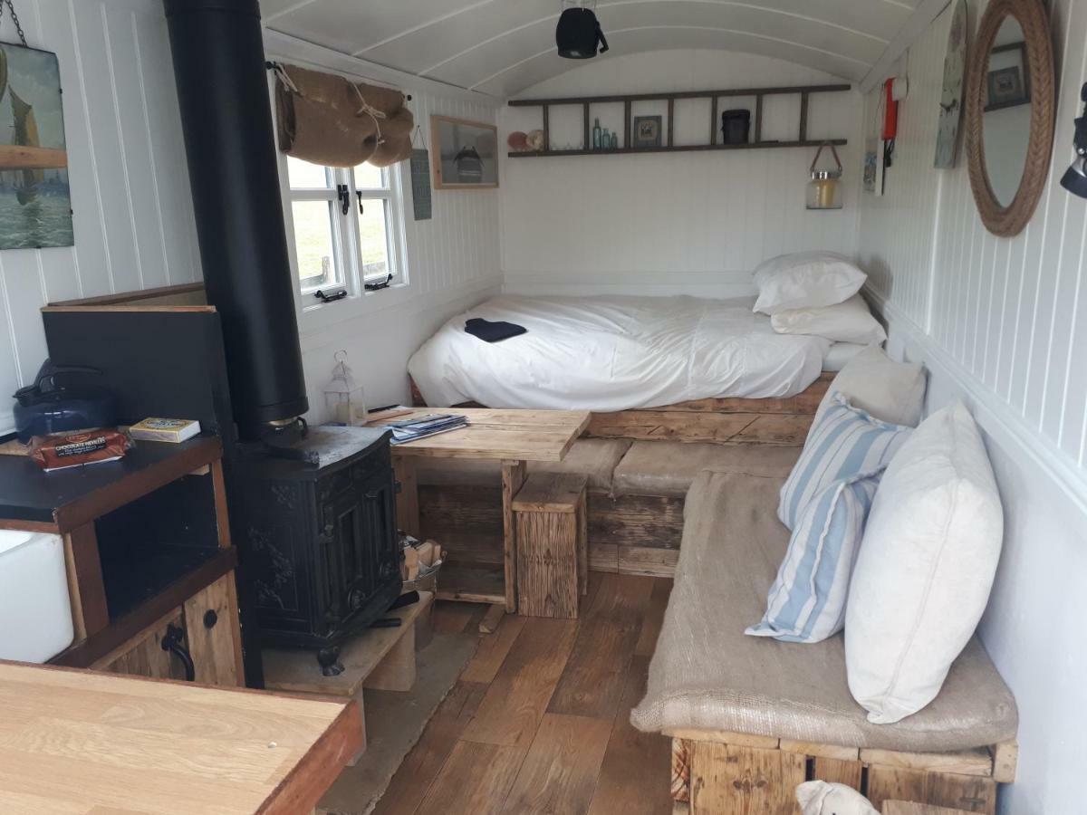 Meadowbeck - Shepherd Huts Fylingdales Kültér fotó